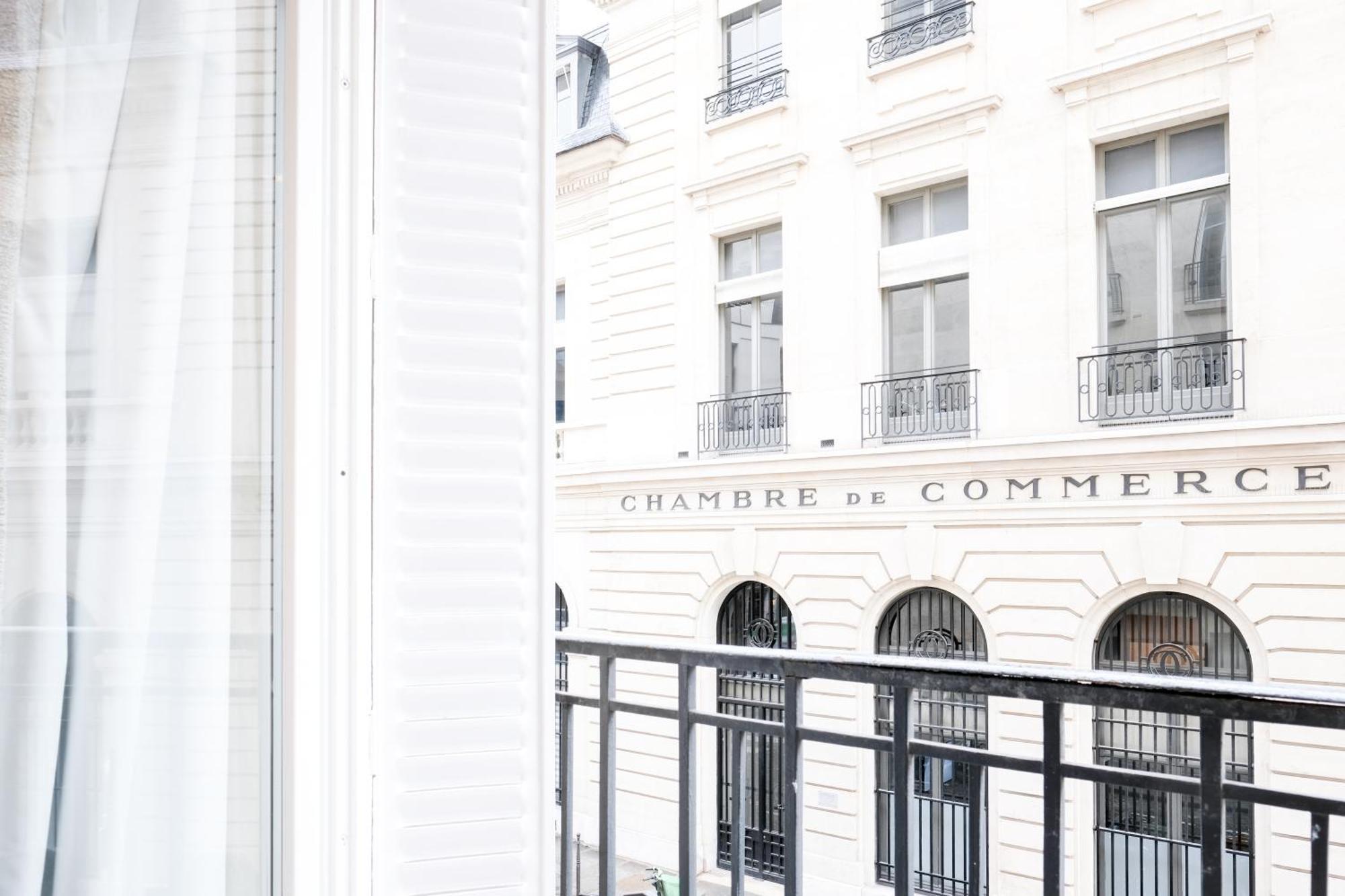 Bel Appartement Au Centre De Paris Exterior photo